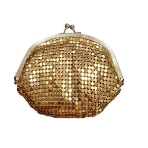 Y & S Mesh Coin Purse Clutch Gold Kiss Lock Vintage